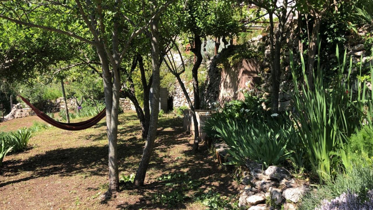 Vistalago Garden Doria Monteleone Rocca Doria Εξωτερικό φωτογραφία