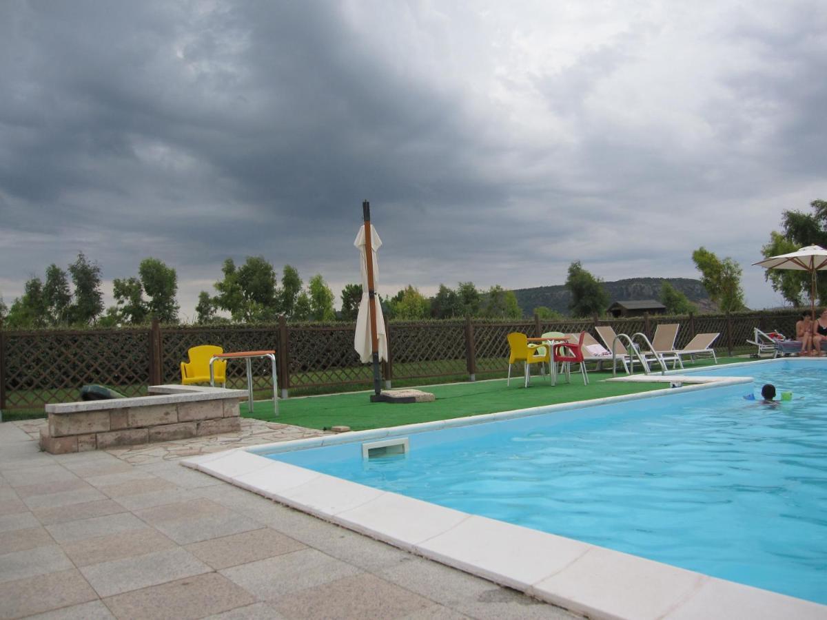 Vistalago Garden Doria Monteleone Rocca Doria Εξωτερικό φωτογραφία